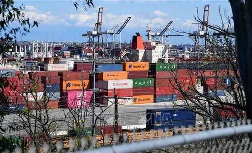 Khu vực nào được hưởng lợi trong cạnh tranh thương mại Mỹ-Trung?