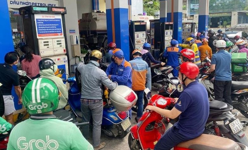 Chi phí kinh doanh vẫn là "điểm nghẽn" mấu chốt trong điều hành xăng dầu