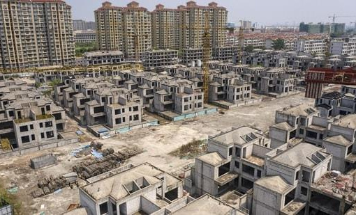 Lãi suất và nội tệ thấp kỷ lục, vì sao bất động sản Nhật Bản là “con cưng” nhưng Trung Quốc lại bị ghẻ lạnh?