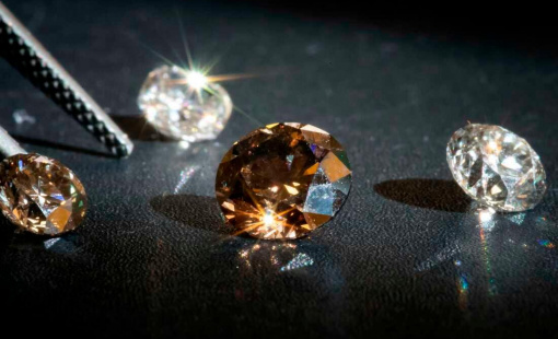 Bỉ vẫn nhập khẩu hàng trăm triệu viên kim cương của Nga