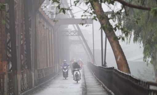 Không khí lạnh gây mưa nhỏ ở Bắc Bộ, nền nhiệt giảm