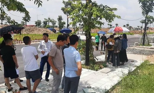 Đất nền khó bán, môi giới bất động sản cũng “quay lưng”