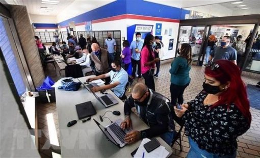 Kinh tế Mỹ có thể thoát suy thoái nhờ thị trường việc làm phục hồi