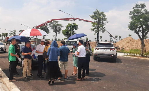Thị trường bất động sản còn khó chồng khó tới bao giờ?