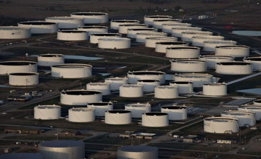 Dự trữ dầu của OECD thấp nhất trong 18 năm tạo ra nhiều lo lắng về nguồn cung