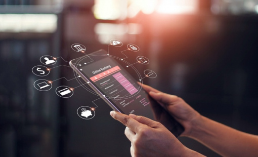 Tăng tốc chuyển đổi số ngành ngân hàng để thúc đẩy kĩ năng số toàn xã hội