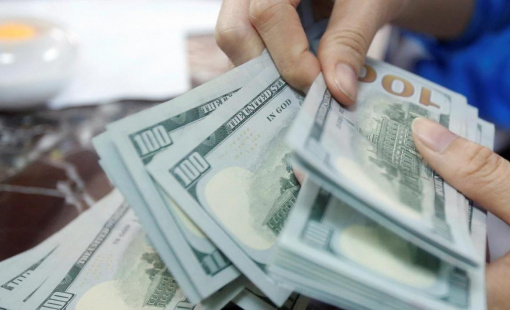 Ngân hàng Nhà nước giảm giá bán USD lần thứ ba liên tiếp