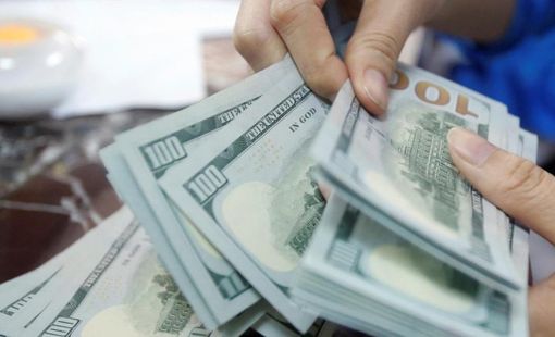 Ngân hàng Nhà nước giảm giá bán USD lần thứ ba liên tiếp
