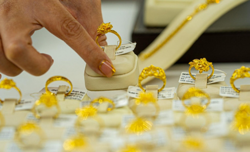 Giá vàng SJC đi ngang phiên cuối tuần