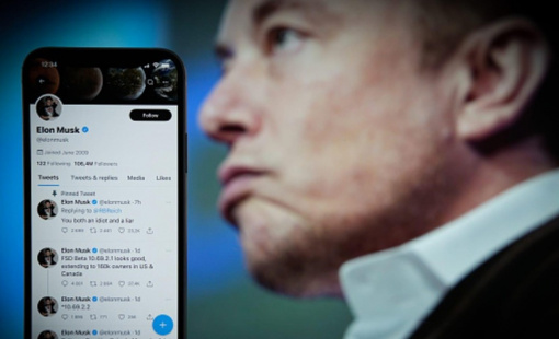 Elon Musk “doạ” Apple, tuyên bố làm điện thoại đấu iPhone