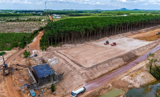 Giải phóng mặt bằng cao tốc Bắc - Nam vướng đền bù cây trồng, di dời cột điện