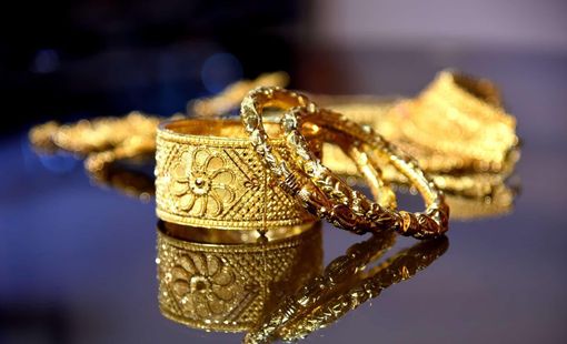 Người Nga đua nhau mua vàng, ngân hàng khan hàng bán