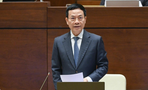 Hết tin nhắn rác đến "khủng bố qua điện thoại", làm sao ngăn chặn?