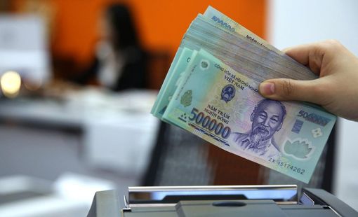 74 nghìn tỷ đồng được bơm ròng vào hệ thống, lãi suất qua đêm tăng mạnh