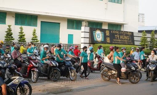 "Làn sóng" cắt giảm lao động vì thiếu đơn hàng cuối năm