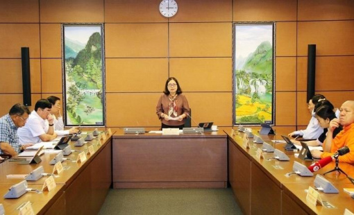 Quỹ bình ổn giá xăng dầu: Có nên duy trì?