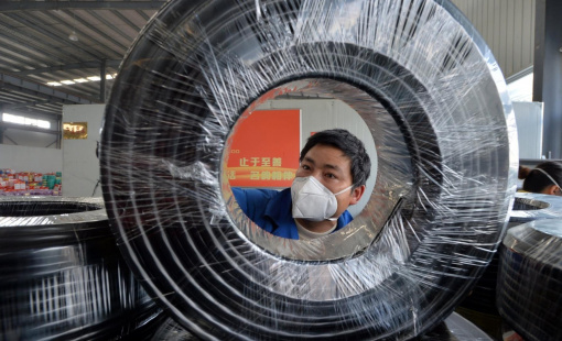 Xuất khẩu của Trung Quốc bất ngờ giảm