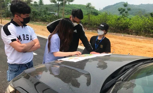 Doanh nghiệp bất động sản “kiệt sức” vay lãi cao để duy trì, mạnh tay cắt giảm nhân sự