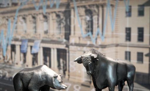 Dow Jones vọt tăng hơn 700 điểm sau tuyên bố của chủ tịch Fed