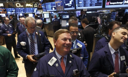 Dow Jones tăng 500 điểm trước thềm cuộc họp của Fed