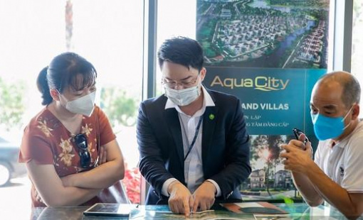 Thị trường bất động sản TP.HCM: Hai năm COVID-19 không bằng nửa năm siết tín dụng