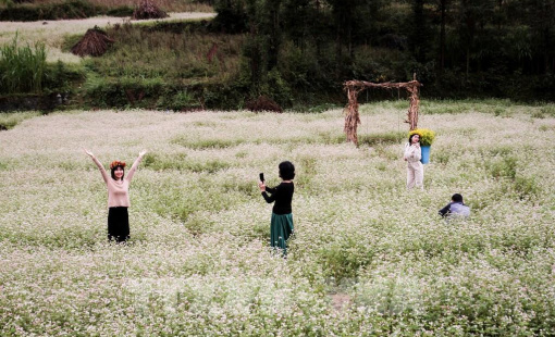 Tiêu thụ đặc sản vùng miền gắn với du lịch còn "mắc" ở đâu?