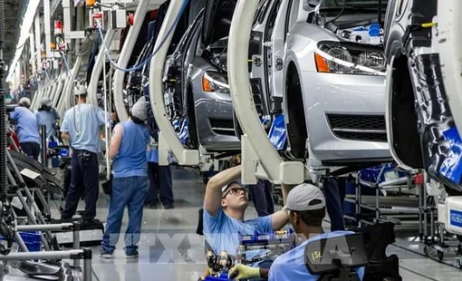 Đầu tư công nghiệp: Châu Âu đang tụt lại phía sau Trung Quốc và Mỹ