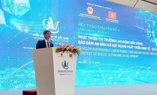 Cú sốc giữa mùa cao điểm có thể "đánh gục" nhiều người lao động