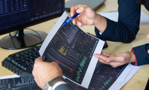 Một loạt lãnh đạo doanh nghiệp không mua hoặc "mua non" lượng cổ phiếu đăng ký