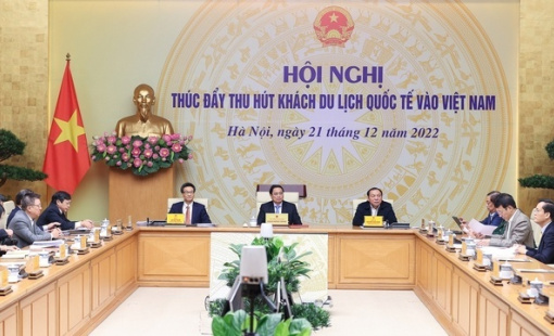 Vì sao Việt Nam "đi trước, về sau" trong phục hồi du lịch quốc tế?