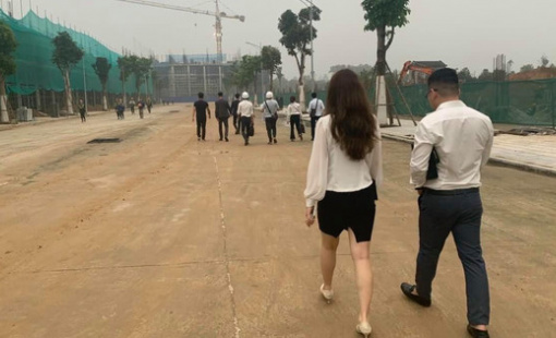 Sức ép tài chính lớn, nhà đầu tư bất động sản phải làm gì?