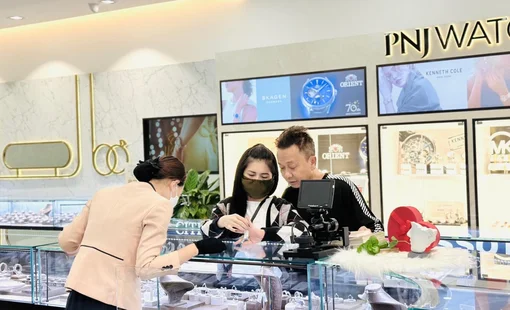 PNJ đạt lợi nhuận sau thuế 1.640 tỷ đồng sau 11 tháng