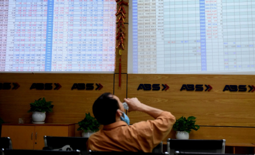 Tâm lý trước Tết khiến thị trường chứng khoán thêm ảm đạm