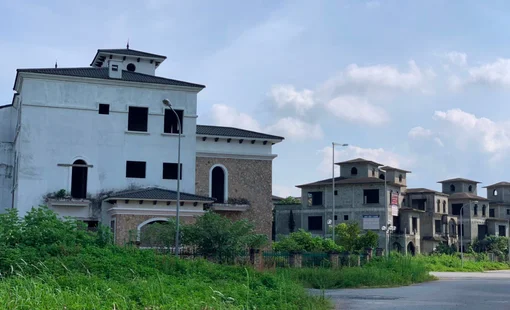 Kỳ lạ khi thị trường trầm lắng, người giàu vẫn mạnh tay mua biệt thự triệu đô, căn hộ chục tỷ