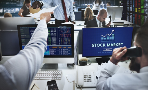 Khối ngoại giảm tốc nhưng vẫn gom ròng hơn 300 tỷ đồng