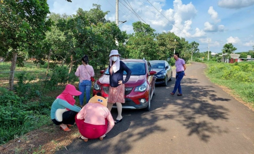 Đầu năm mua 3 lô đất, cuối năm “bốc hơi” mất 1 lô đất