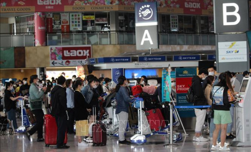 Nhật Bản, Hàn Quốc siết chặt kiểm dịch đối với du khách đến từ Trung Quốc