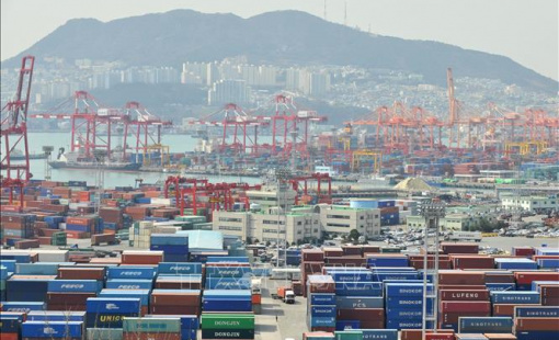 Xuất khẩu chững lại ảnh hưởng ra sao tới tăng trưởng của kinh tế Hàn Quốc?