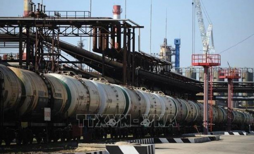 Giảm 5 phiên liên tiếp, giá dầu về gần mốc 70USD/thùng