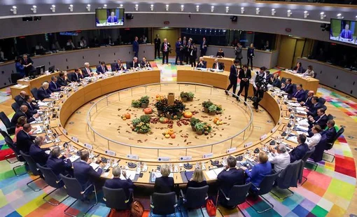EU "tuyệt vọng" với kế hoạch trừng phạt dầu của Nga