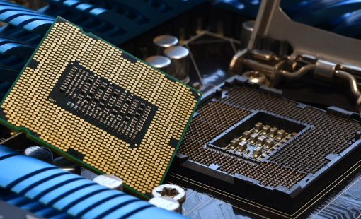 Ngành sản xuất chip Trung Quốc bứt phá dẫn đầu sau khi bị Mỹ trừng phạt