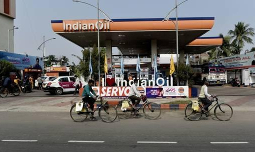 Doanh số xuất khẩu dầu Nga sang Ấn Độ tăng ít nhất 50 lần