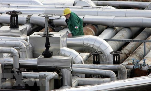 Châu Âu đối mặt khả năng Nga tiếp tục cắt giảm xuất khẩu dầu và khí đốt