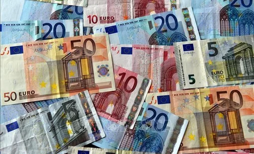Nguyên nhân đằng sau việc đồng euro tiếp tục giảm sâu