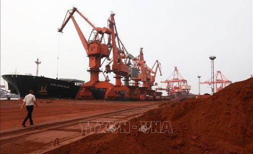 Châu Âu tìm kiếm giải pháp tăng cường nguồn cung nguyên liệu quan trọng