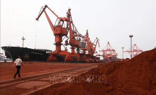 Châu Âu tìm kiếm giải pháp tăng cường nguồn cung nguyên liệu quan trọng