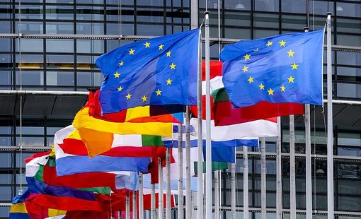 OECD dự báo Nga và Đức rơi vào suy thoái khi triển vọng kinh tế toàn cầu u ám