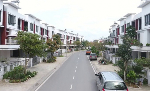 Một phân khúc bất động sản giảm giá tiền tỷ, vì sao người mua vẫn ngại xuống tiền?