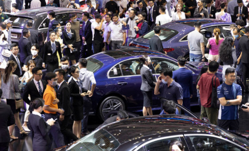 Mua xe trước hay sau Tết hời hơn?