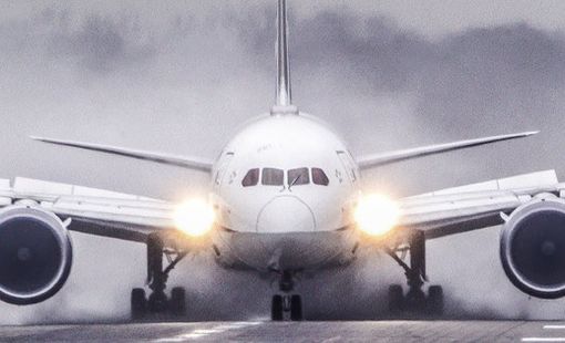 Kinh tế toàn cầu bấp bênh giữa suy thoái và hạ cánh mềm
